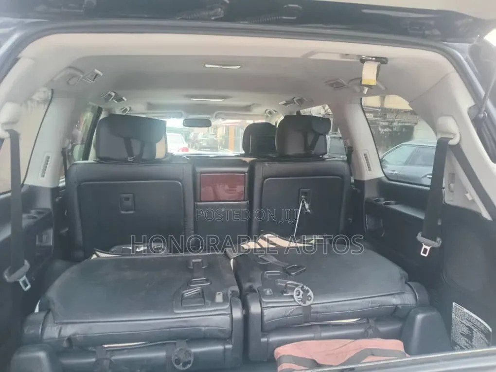 Lexus LX 570 AWD 2013 Black
