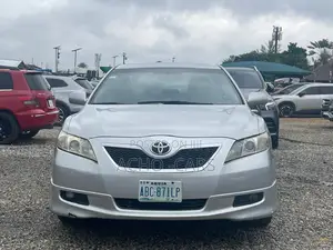 Toyota Camry 2008 Silver