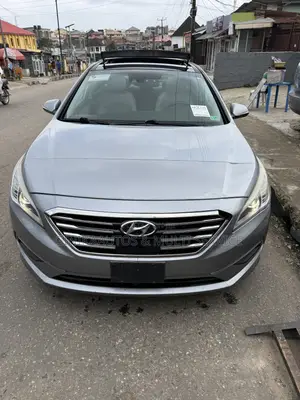Hyundai Sonata Limited 4dr Sedan (2.4L 4cyl 6A) 2015 Gray