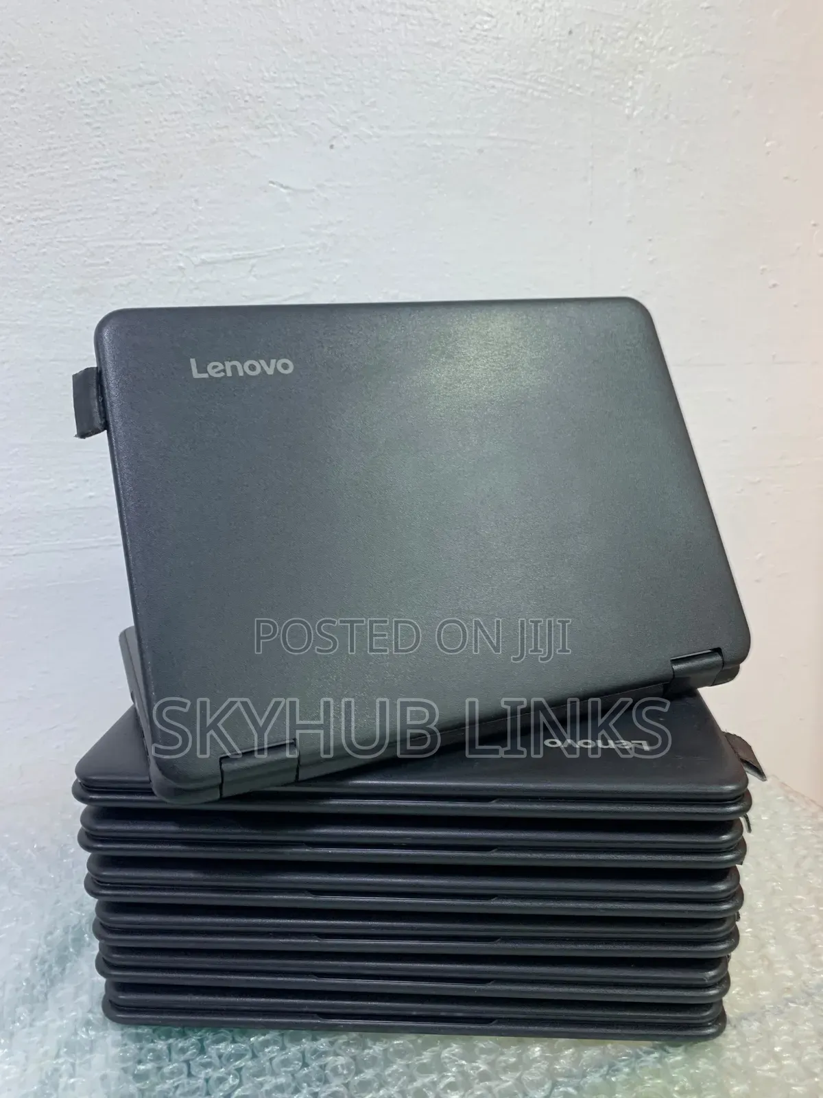 Laptop Lenovo 300e 4GB Intel Celeron SSD 128GB