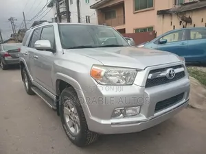 Toyota 4-Runner 2013 Silver