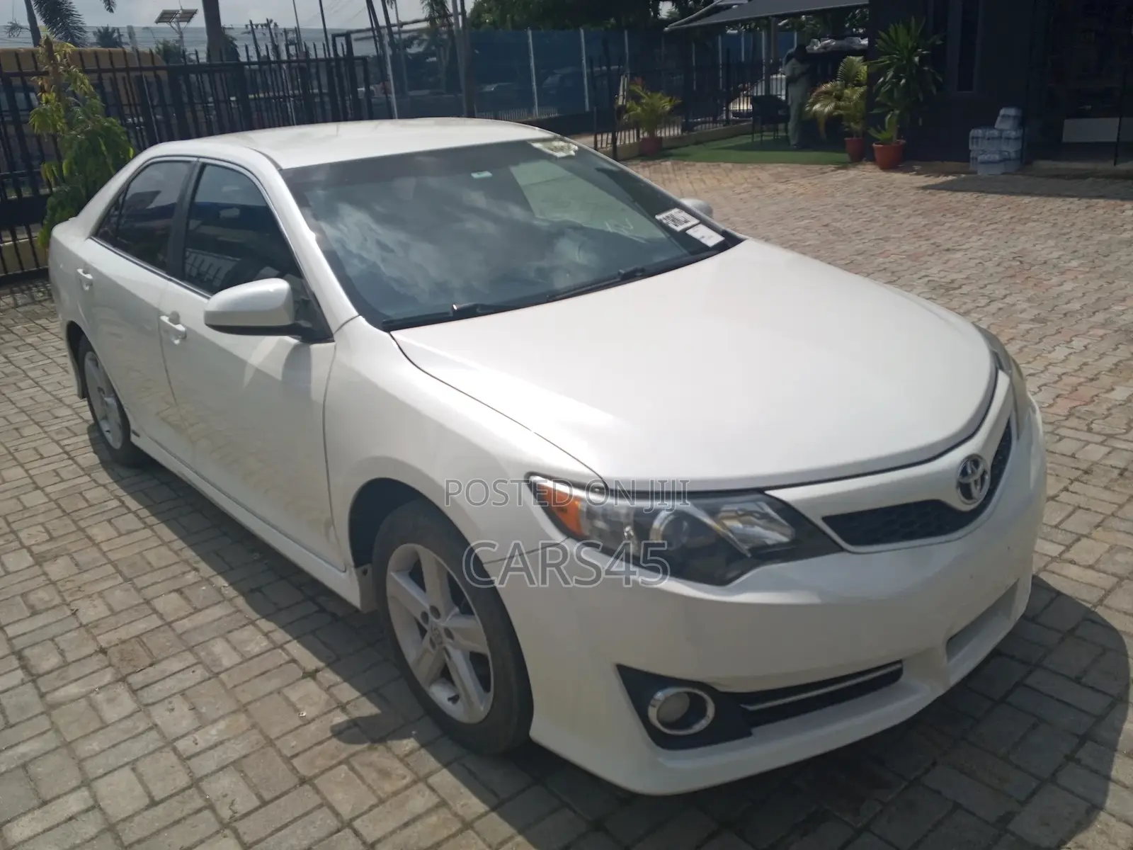 Toyota Camry 2014 White
