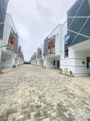 4bdrm Duplex in Ilaje / Lekki for sale
