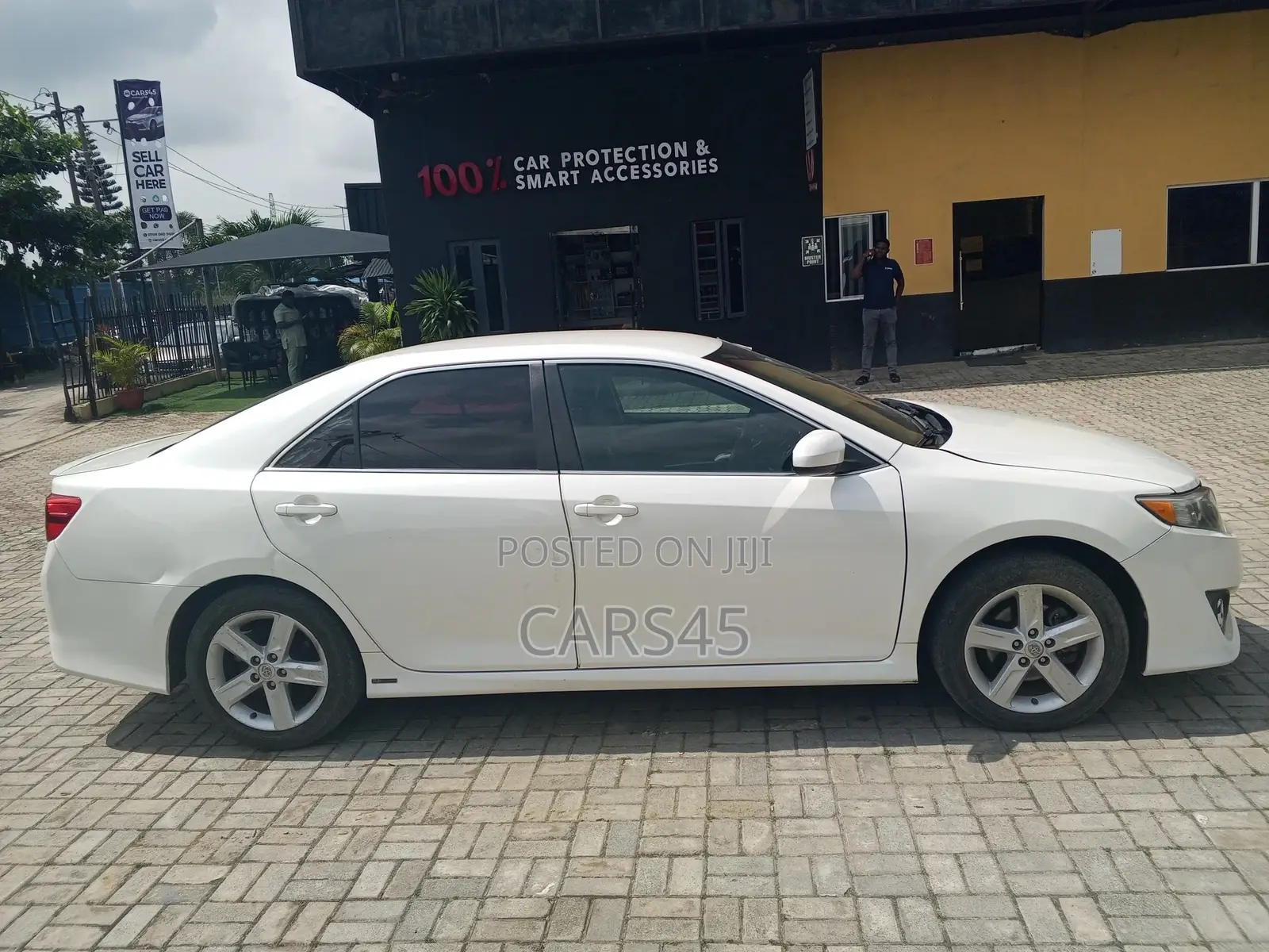 Toyota Camry 2014 White