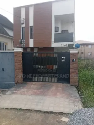 3bdrm Block of Flats in Agboyi Estate for rent