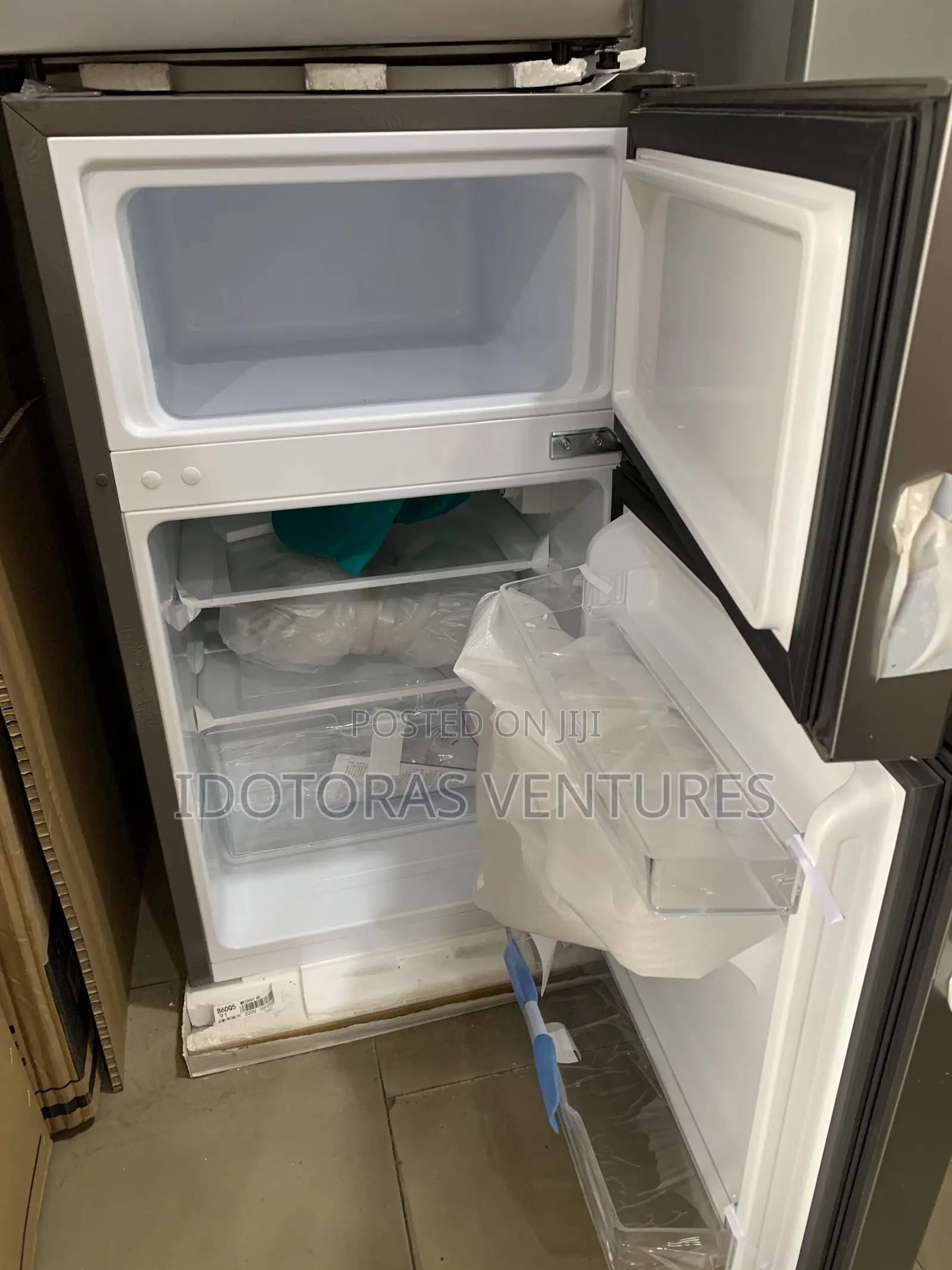 HISENSE Double-Door Refrigerator