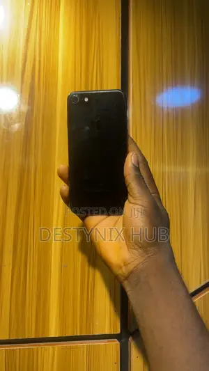 Apple iPhone 7 128 GB Black
