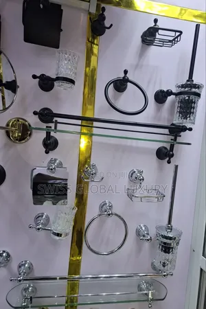 High-Grade Complete Set of Bathroom Accessories.