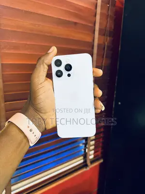 Apple iPhone 15 Pro Max 256 GB White