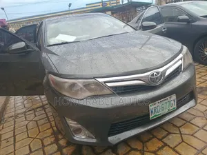 Toyota Camry 2012 Gray