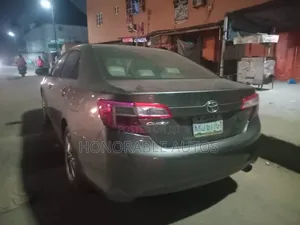 Toyota Camry 2012 Gray