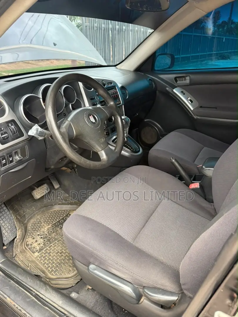 Pontiac Vibe 2006 Black