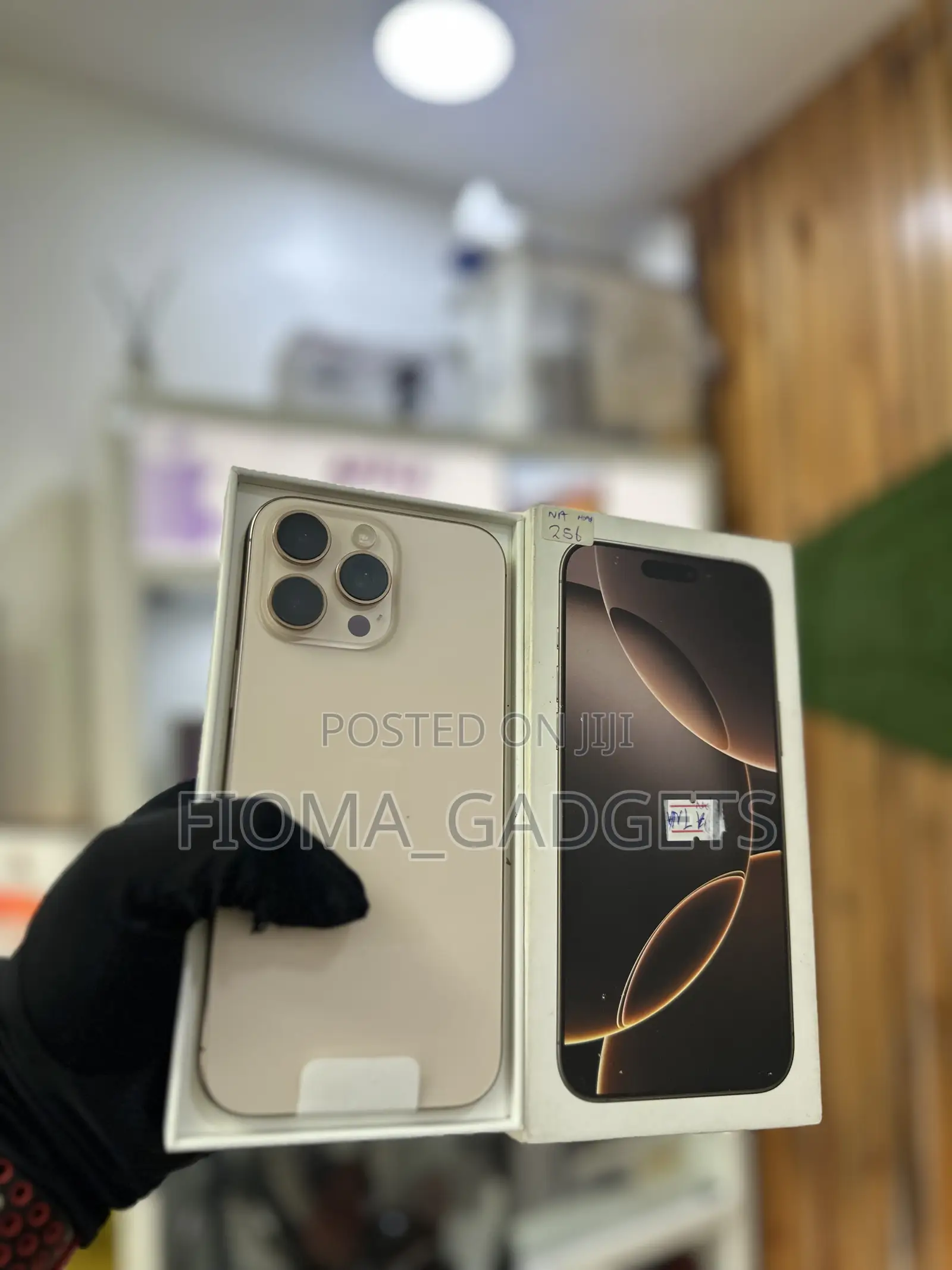 Apple iPhone 16 Pro Max 256 GB Gold