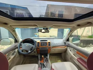 Lexus GX 470 Sport Utility 2005 Gold