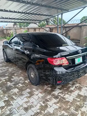 Toyota Corolla 2011 Black