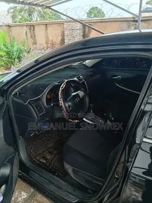 Toyota Corolla 2011 Black