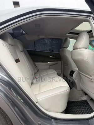 Toyota Camry XLE 4dr Sedan (2.5L 4cyl 6A) 2013 Gray