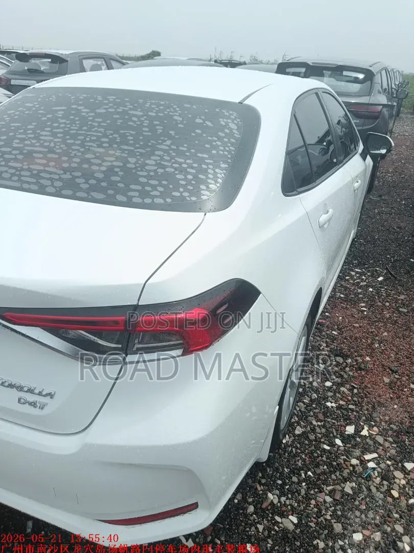 Toyota Corolla 2018 White