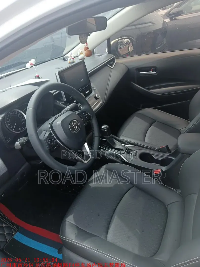 Toyota Corolla 2018 White