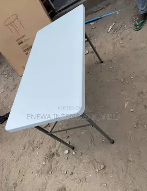 6 Seater Foldable Plastic Table