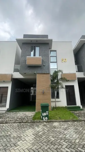 Furnished 4bdrm House in Ajah - Lekki for sale