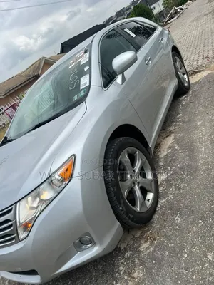 Toyota Venza 2009 Silver
