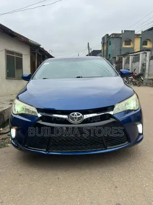Toyota Camry SE 4dr Sedan (2.5L 4cyl 6A) 2016 Blue