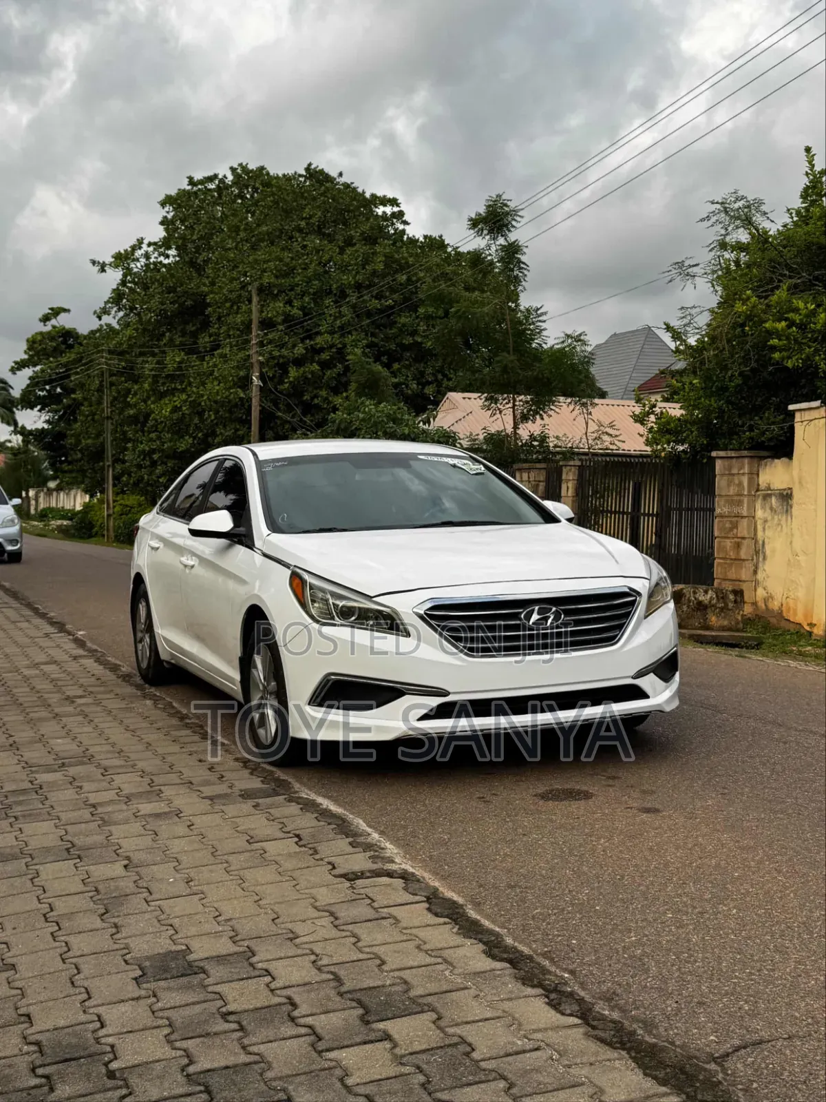 Hyundai Sonata SE 2016 White
