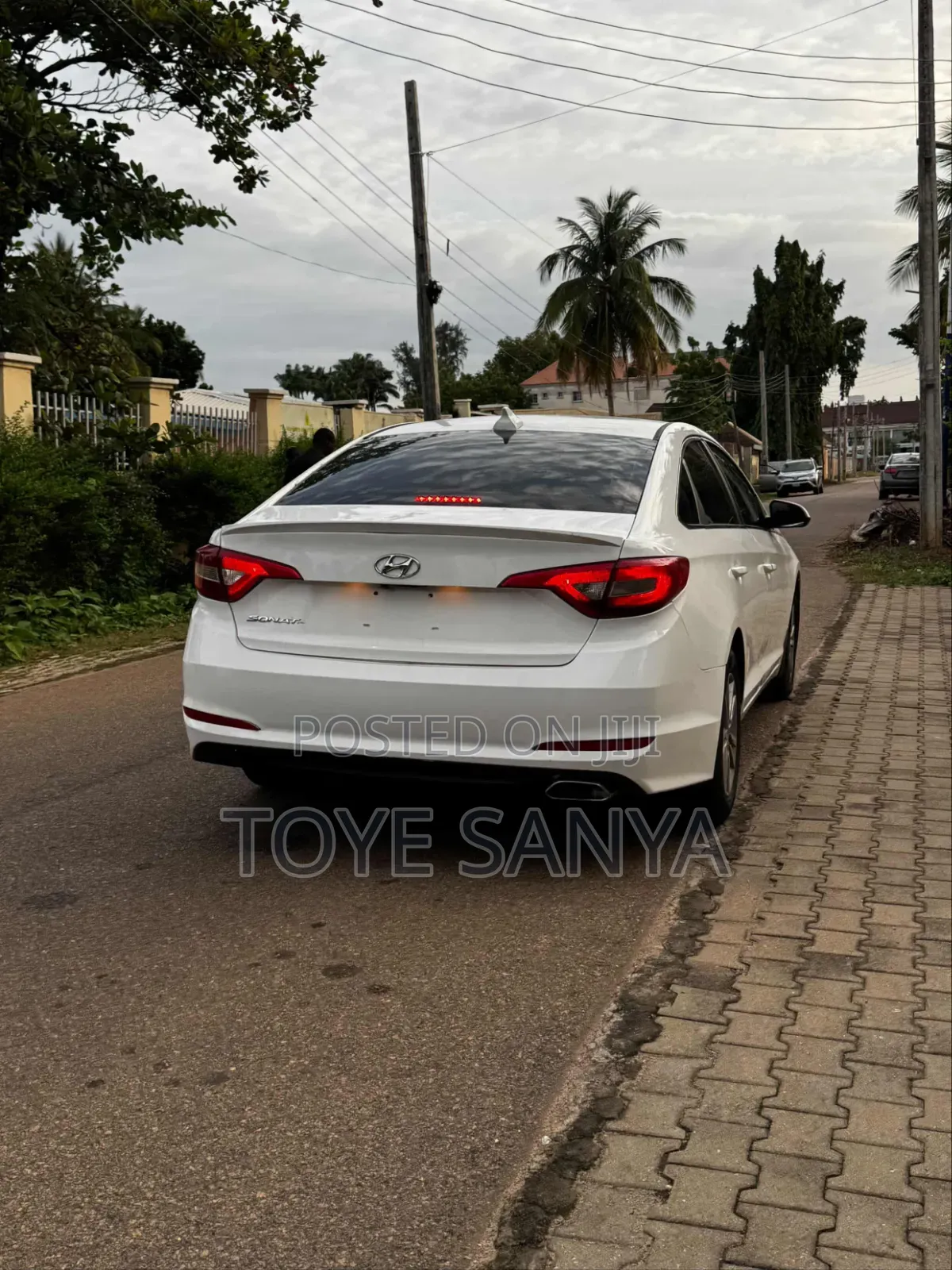Hyundai Sonata SE 2016 White