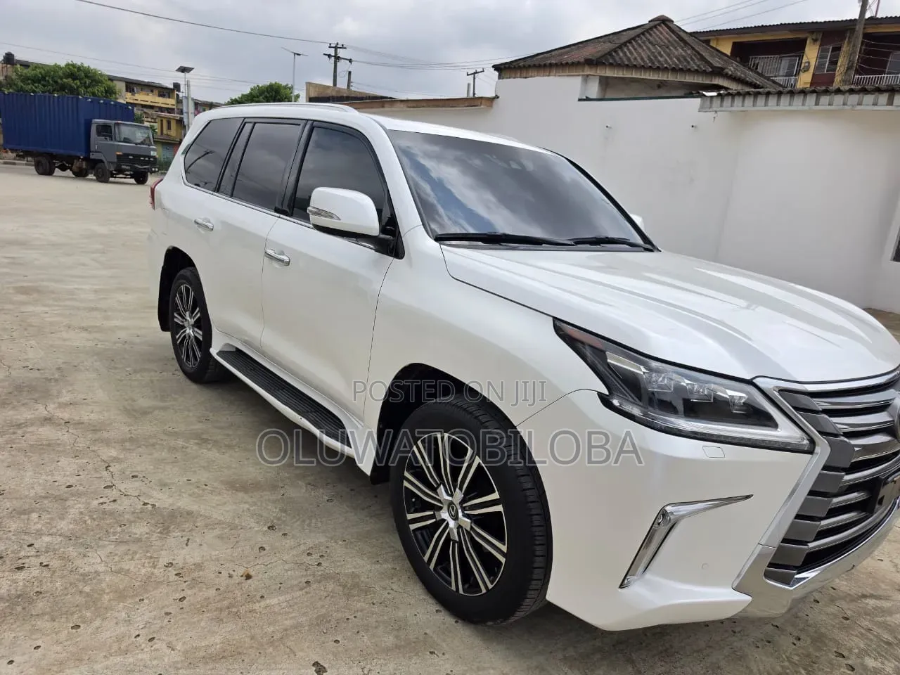 Lexus LX 2019 White