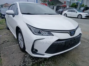 Toyota Corolla 2022 White