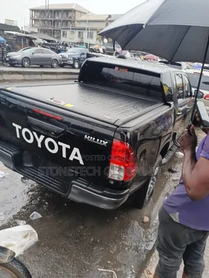 2024 Hilux Truck Cover