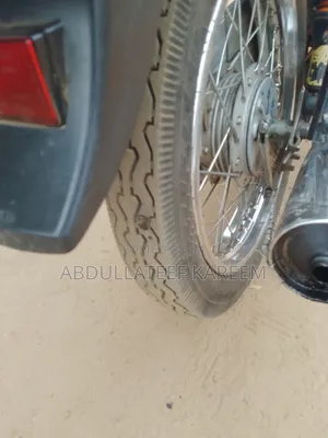 Bajaj Boxer 100 2024 Red