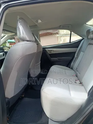 Toyota Corolla S 4dr Sedan (1.8L 4cyl CVT) 2016 Black