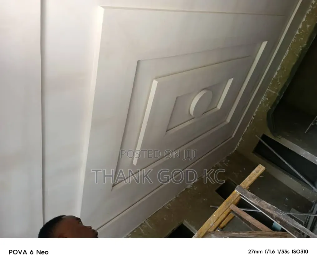 Pop Ceiling and Polystyrene