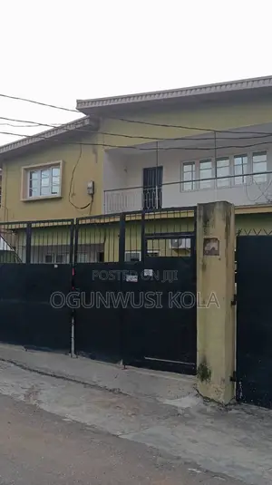 2bdrm Block of Flats in Ajao Estate, Anthony Village for rent