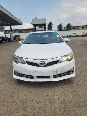 Toyota Camry 2013 White