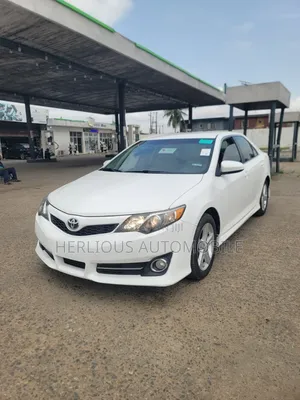 Toyota Camry 2013 White