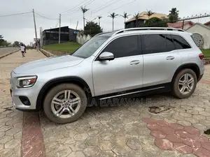 Mercedes-Benz GLB-Class 2021 Silver