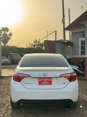 Toyota Corolla 2014 White