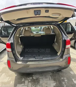 Kia Sorento EX 4dr SUV (3.3L 6cyl 6A) 2014 Gray