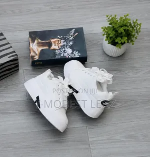 Quality Fashion Sneakers