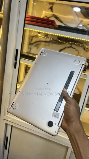 Laptop Asus Vivobook E200HA 2GB Intel Atom SSD 32GB