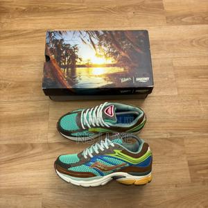 *Sneakers Politics X Saucony Omin 9 “Sportman Paradise “