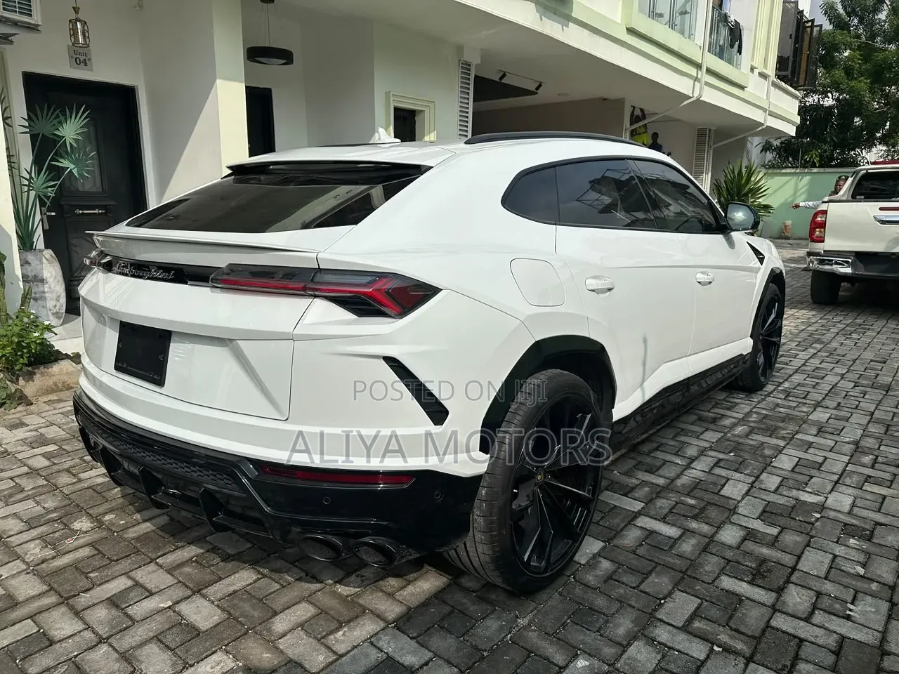 Lamborghini Urus Base 2019 White