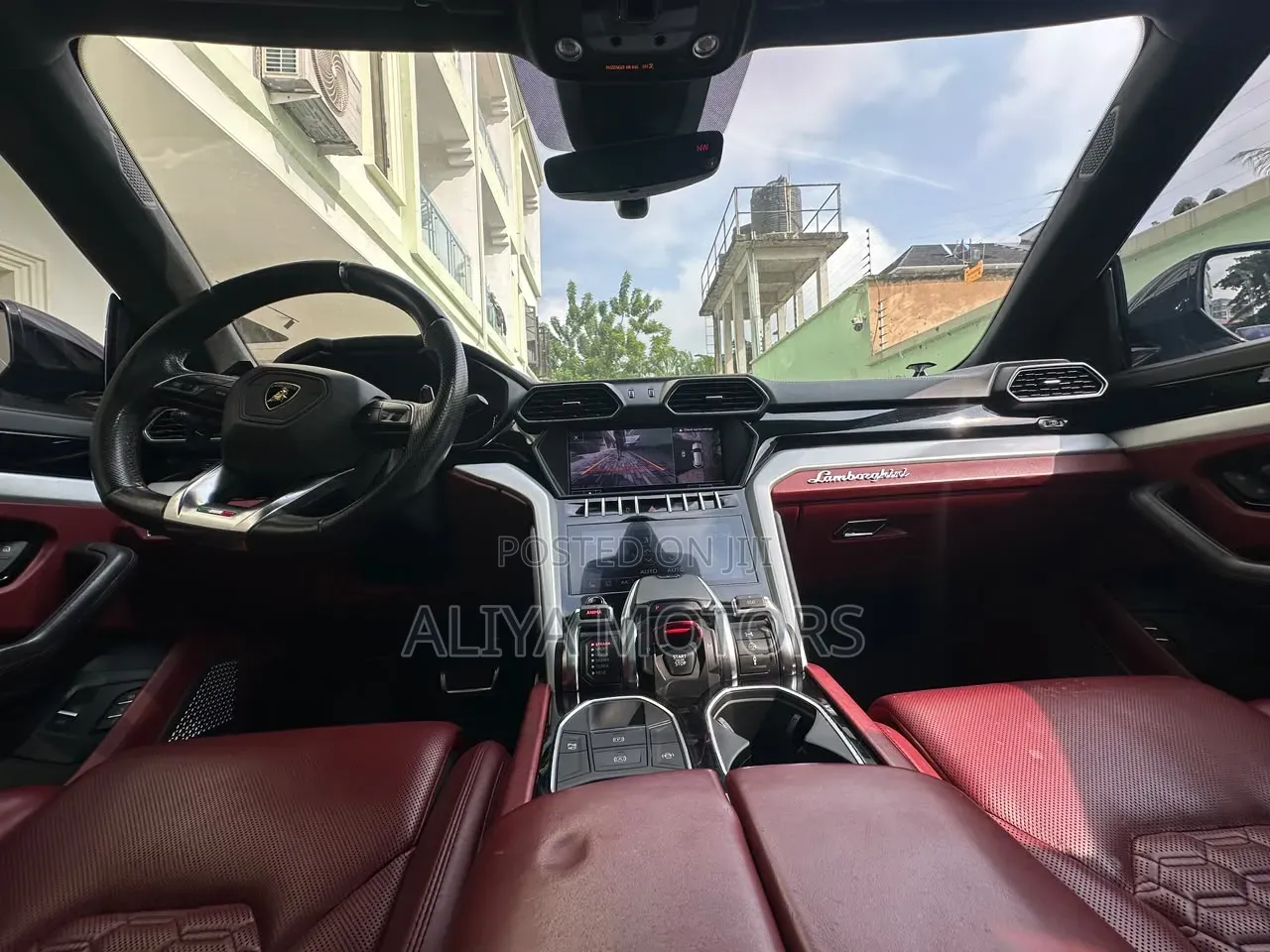 Lamborghini Urus Base 2019 White