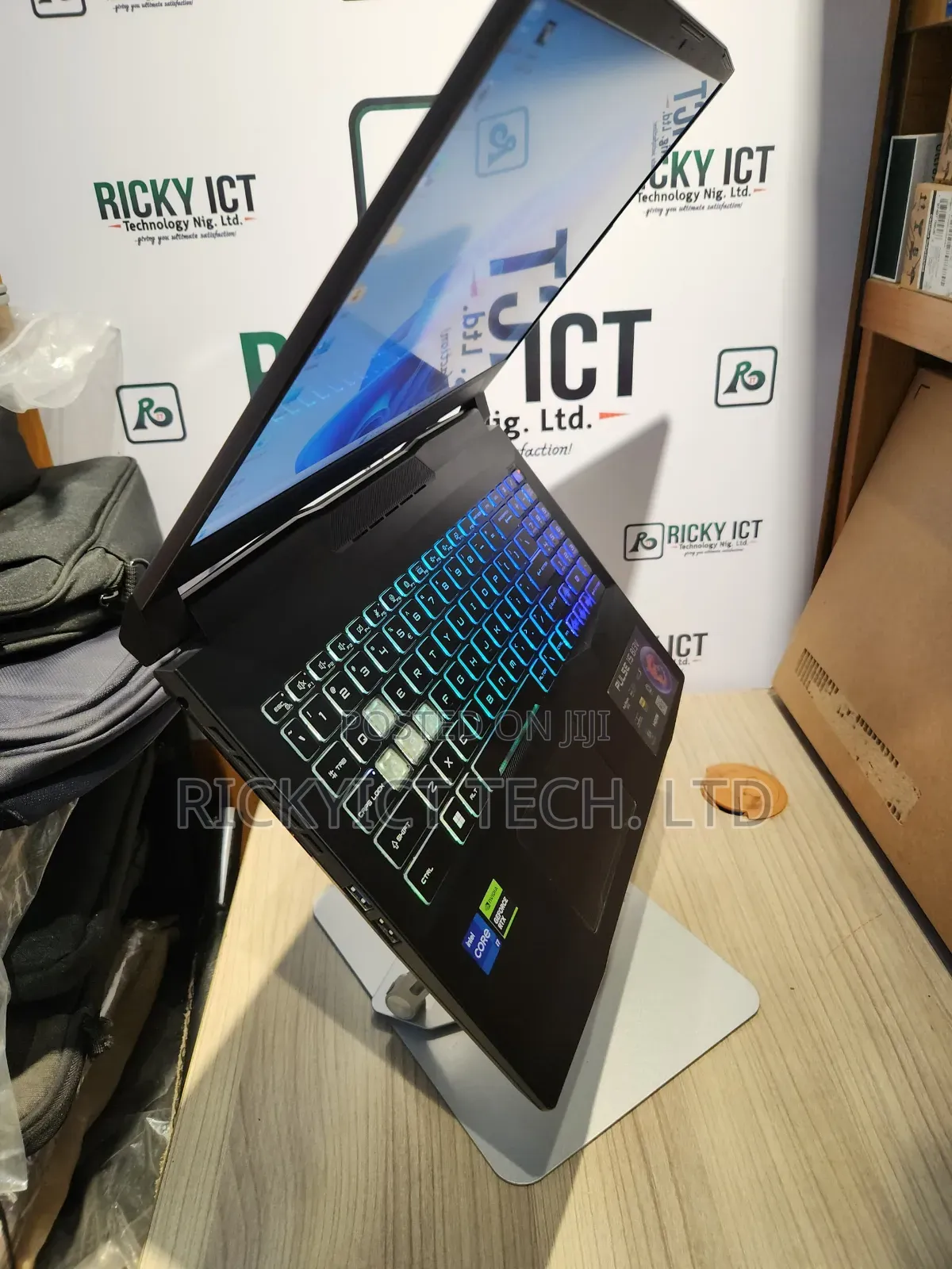 Laptop MSI Pulse GL66 16GB Intel Core i7 SSD 1T