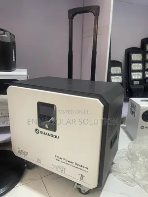 2000w Solar Generator/ 2.56kwh Battery Capacity