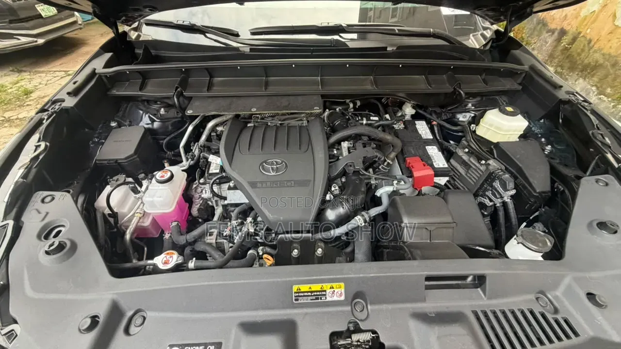 Toyota Highlander Platinum AWD 2026 Blue