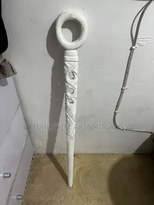 High Quality White Wooden Walking Stick for Trad Weddinh